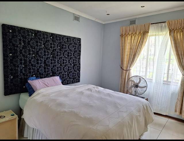 3 BEDROOM PROPERTY TO RENT IN CRAIGIEBURN